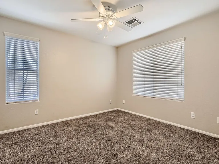4782 Manderston Ct — Photo 19