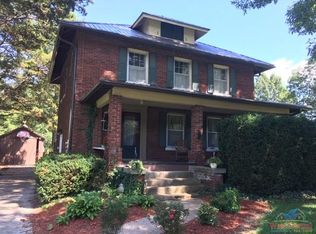 1304 S 8th St, Clinton, MO 64735