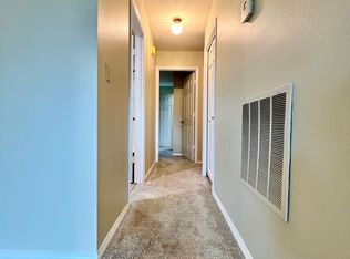 304 Cervantes Cir #0, Lake Oswego, OR 97035