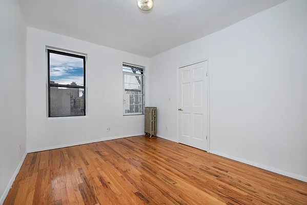 Rented by Compass | media 2