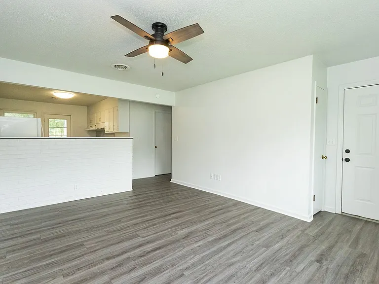 2182 Dugan St — Photo 8