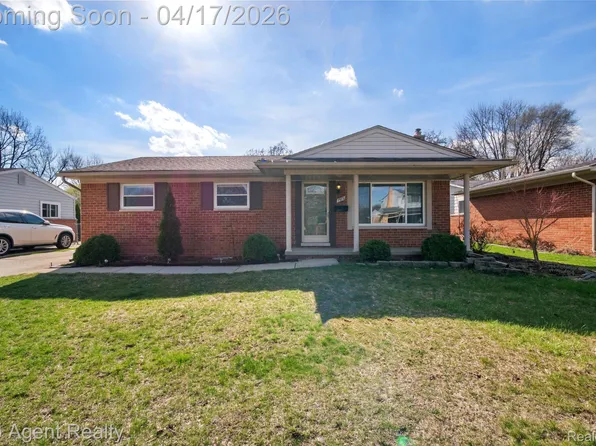 1973 Alexander Dr, Troy, MI 48083