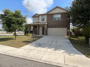 8403 Blackstone Cv, Converse, TX 78109