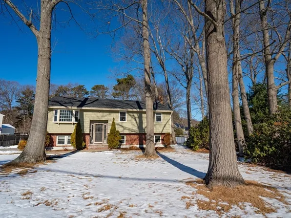 38 Cole St, Beverly, MA 01915