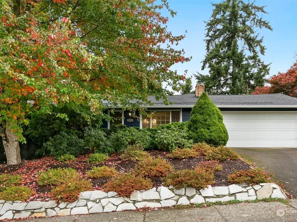 8906 NE 139th Street, Kirkland, WA 98034