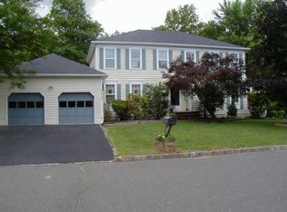 96 Rohill Rd, Hillsborough, NJ 08844