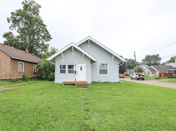 2401 Elizabeth Ave, Des Moines, IA 50317