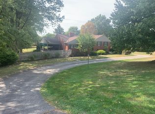 110 Center Church Rd, Canonsburg, PA 15317