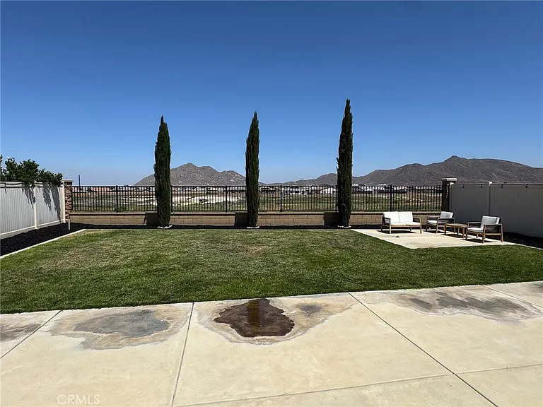 32376 Tyron Smith Ct — Photo 33