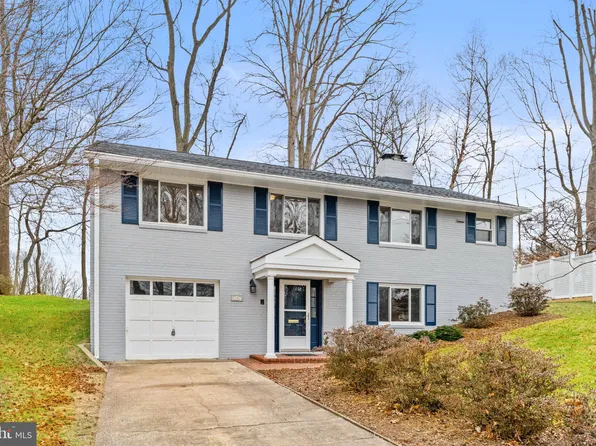 7507 Murillo St, Springfield, VA 22151