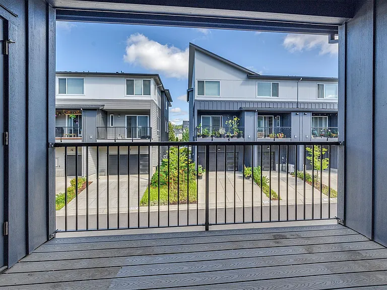 17235 SW Goldcrest Ln — Photo 17