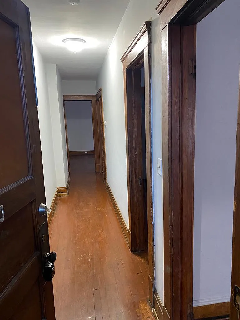 2 bed, 1500 sqft, $1,200 — Photo 3