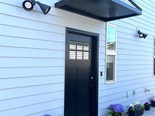 714 N 73rd Street, Seattle, WA 98103