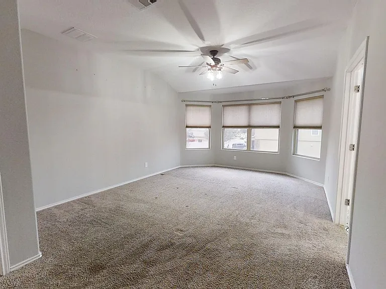 2915 Thunder Gulch — Photo 14