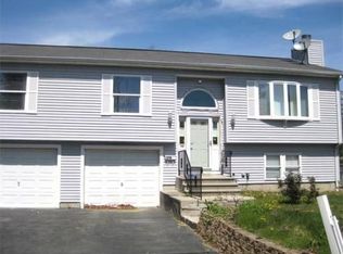 18 Baker St, Worcester, MA 01603