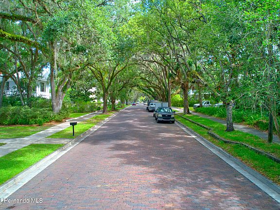 5th image of 0 S Brooksville Ave