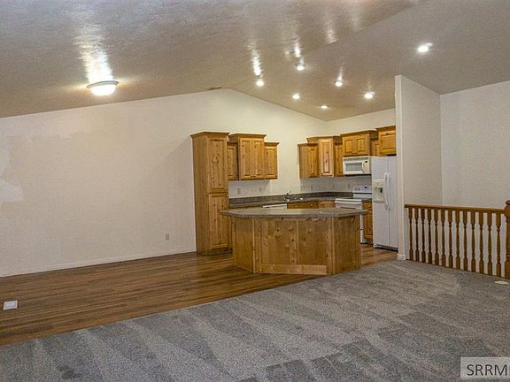 2nd image of 3996 E Clearfield Ln