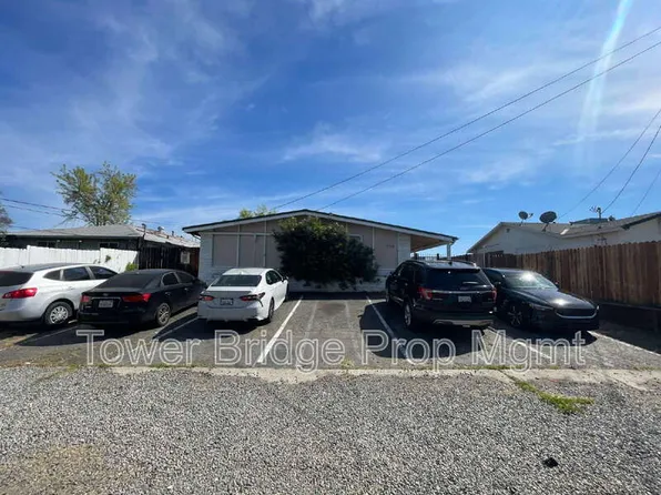 1724 Wright St APT 2, Sacramento, CA 95825