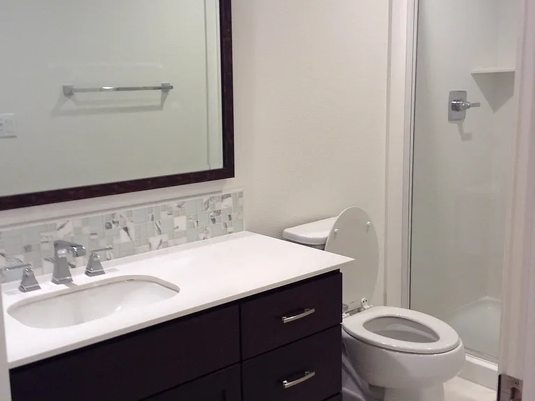 413 Wayland Loop — Photo 20