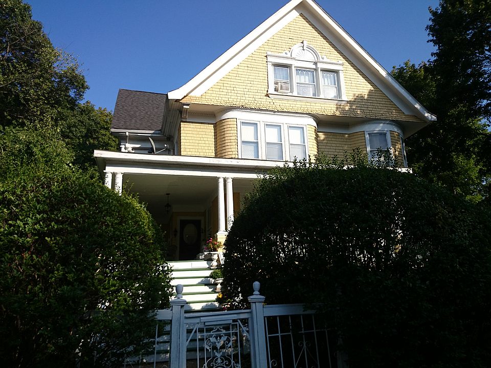 2nd image of 29 Wallingford Rd