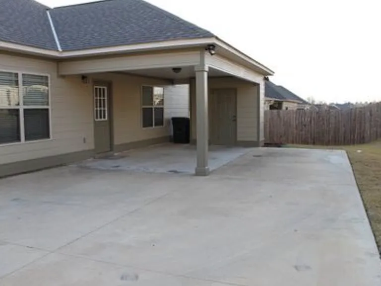 2451 Waterstone Cir — Photo 12