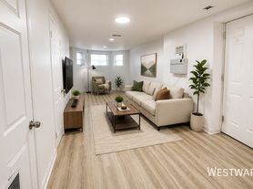 6550 S Drexel Ave, Chicago, IL