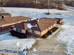 758 Woodruff Ave, Joliet, IL 60436