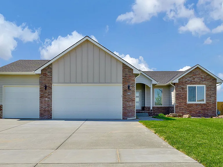 969 Long Path Cir — Photo 3