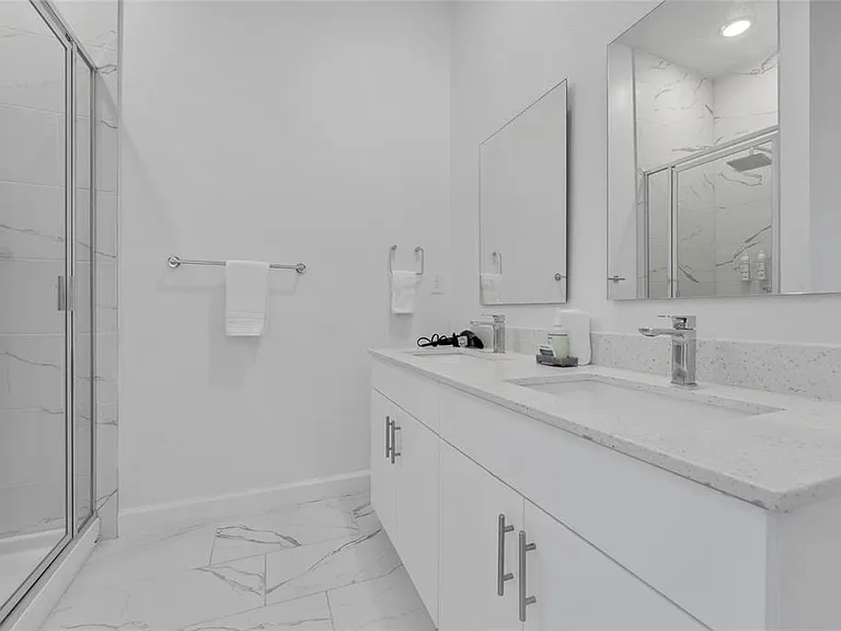 395 Famagusta Dr — Photo 20