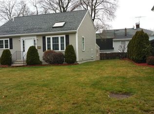 20 Livingston Rd, Brockton, MA 02301