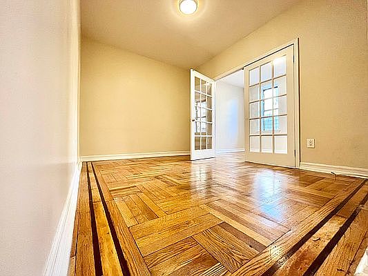 3rd image of 535 Parkside Ave #O