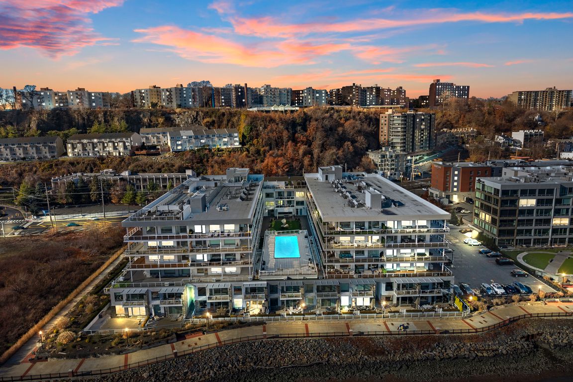 next background image