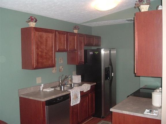 2nd image of 5187 Belle Isle Dr