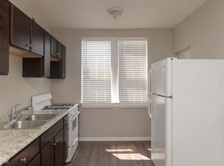 2408 N Kilbourn Ave #2, Chicago, IL 60639