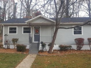 106 Darwin Ln, Oak Ridge, TN 37830