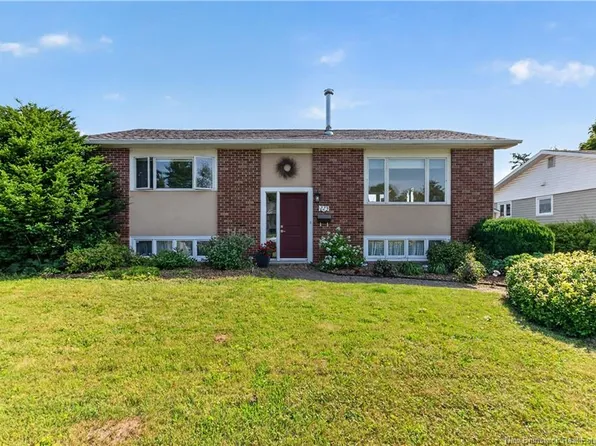 223 Edgett Ave, Moncton, NB E1C 7B6