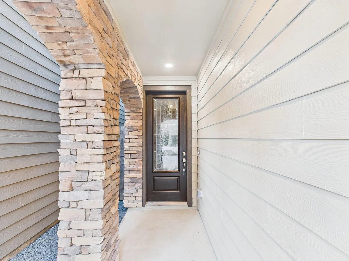 Building Photo - 8918 Terrace Pass Dr
