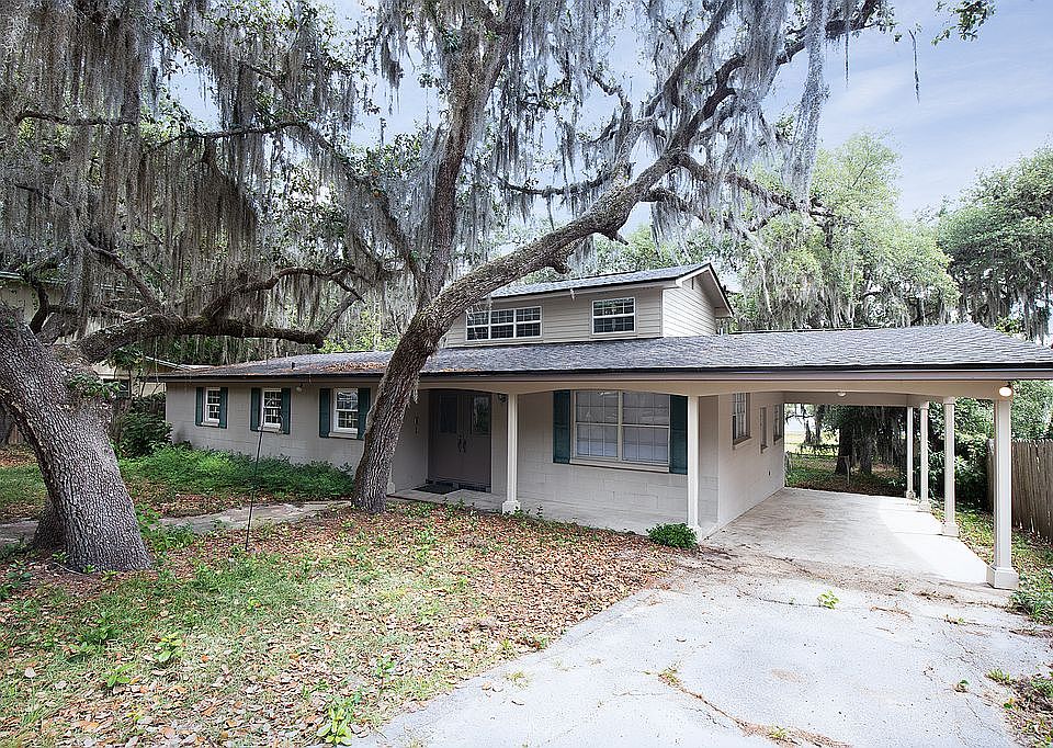 Huge two car carport 