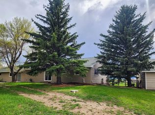 15 Milo Rd, Cody, WY 82414