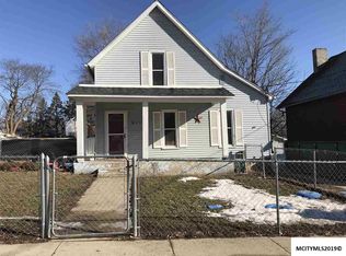 608 4th St NE, Mason City, IA 50401