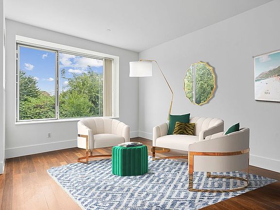 4th image of 50 Bayard St APT 2D