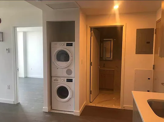 Rented by E Realty International Corp | media 16