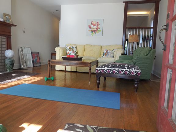 Living room.