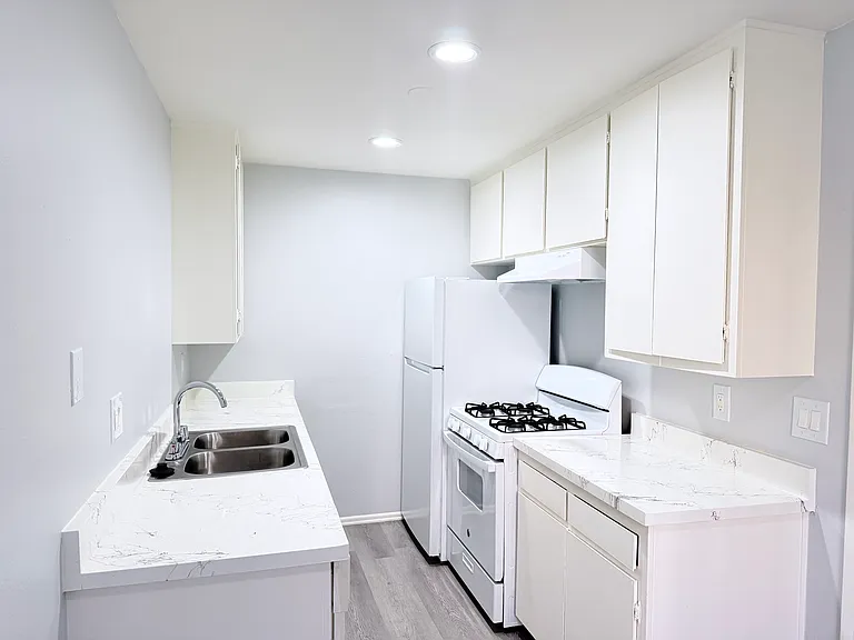 12521 Centralia St #97 — Photo 4