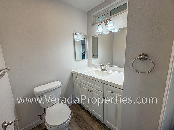 5th image of 3741 Wilson Ave #5