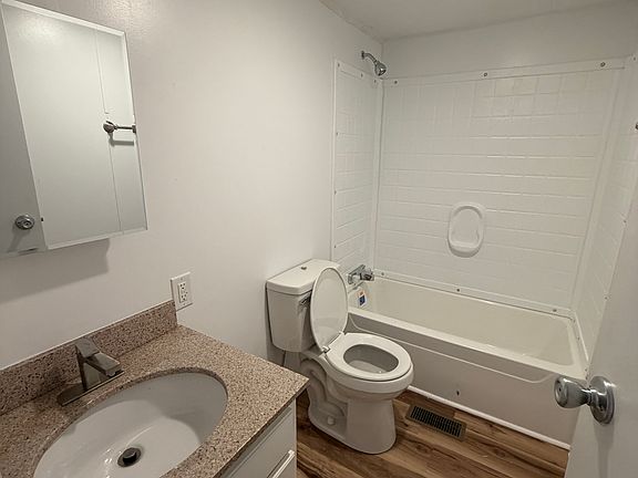 4th image of 14 Pittman Dr #3