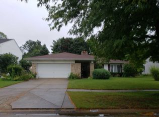 326 Loyola Dr, Elyria, OH