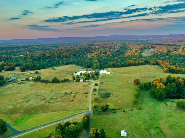 20335 Camp Rd, Culpeper, VA 22701