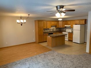 N5527 Penny Ln, Onalaska, WI 54650