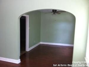 4th image of 131 Gateway Dr